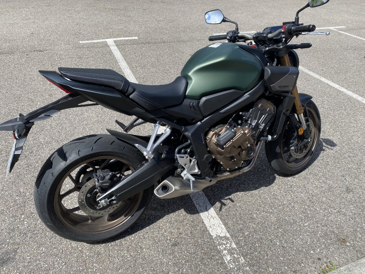 HONDA CB650R E-CLUTCH 2024 - BOURGOIN JALLIEU