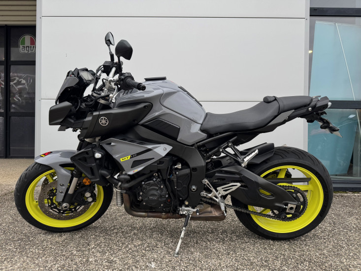 YAMAHA MT-10 ABS 2017 - BOURGOIN JALLIEU