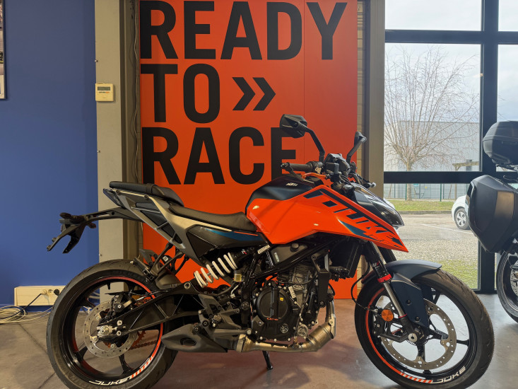 KTM 125 DUKE ABS 2024 - BOURGOIN JALLIEU