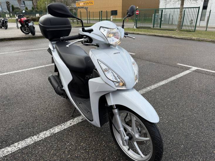 HONDA VISION 110 2019 - BOURGOIN JALLIEU
