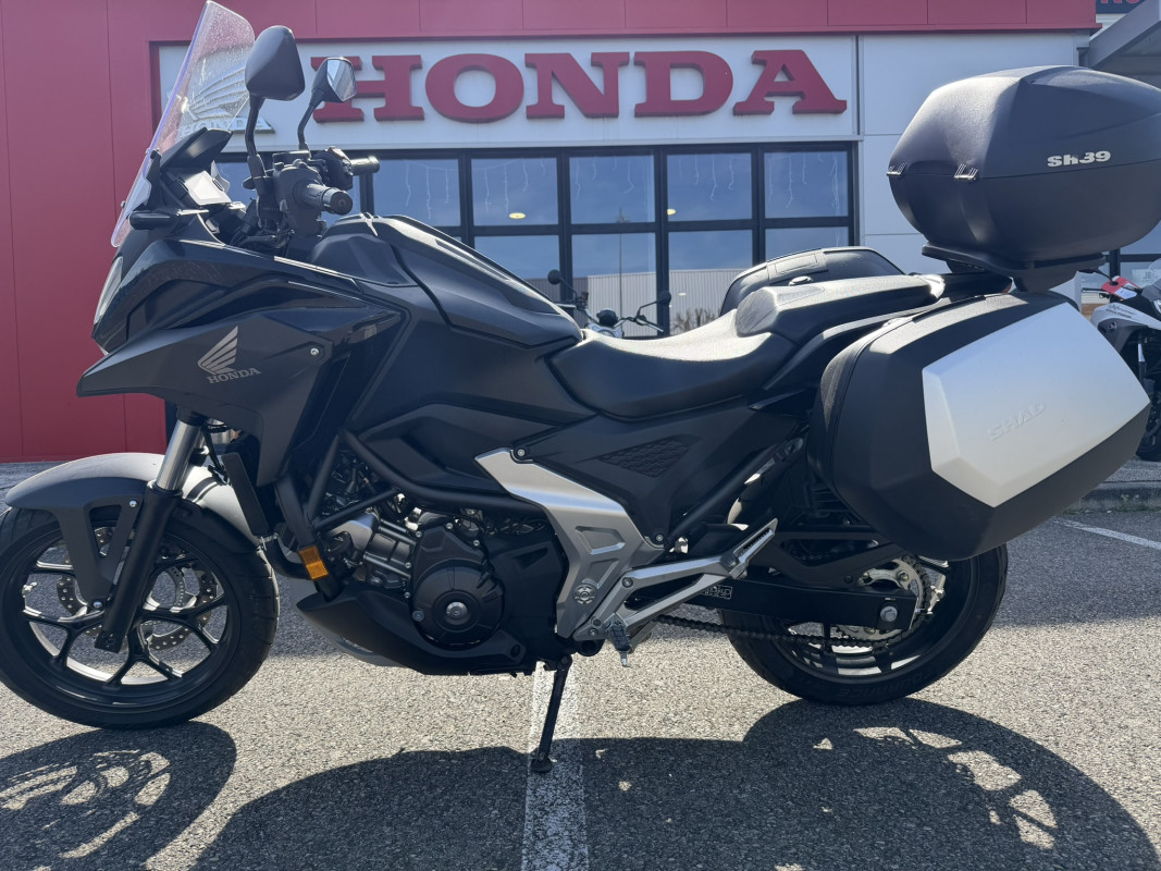 HONDA NC 750 X DCT BOURGOIN MOTO  BOURGOIN JALLIEU 