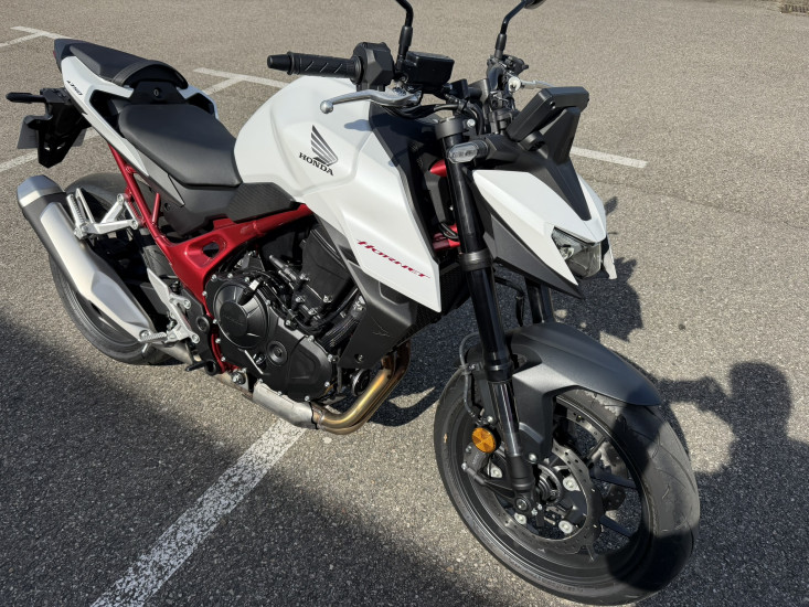 HONDA CB750 HORNET 2025 - BOURGOIN JALLIEU