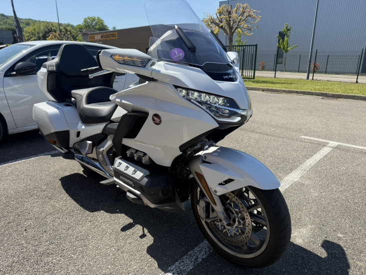 HONDA GOLDWING GL1800 TOURING 2018 - BOURGOIN JALLIEU